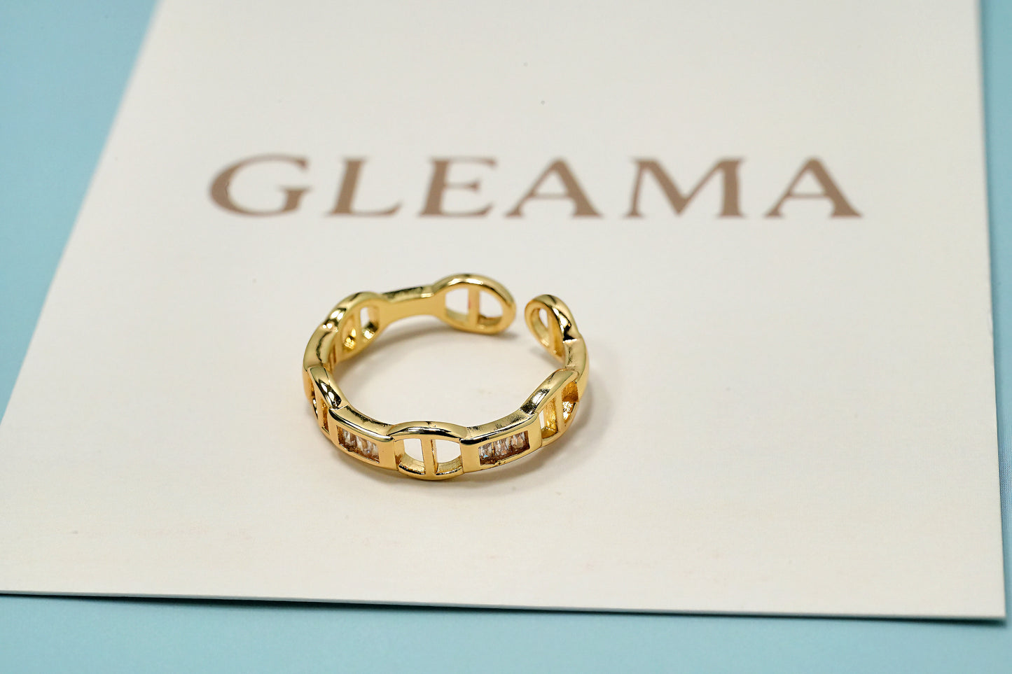 Sunlit Links Ring