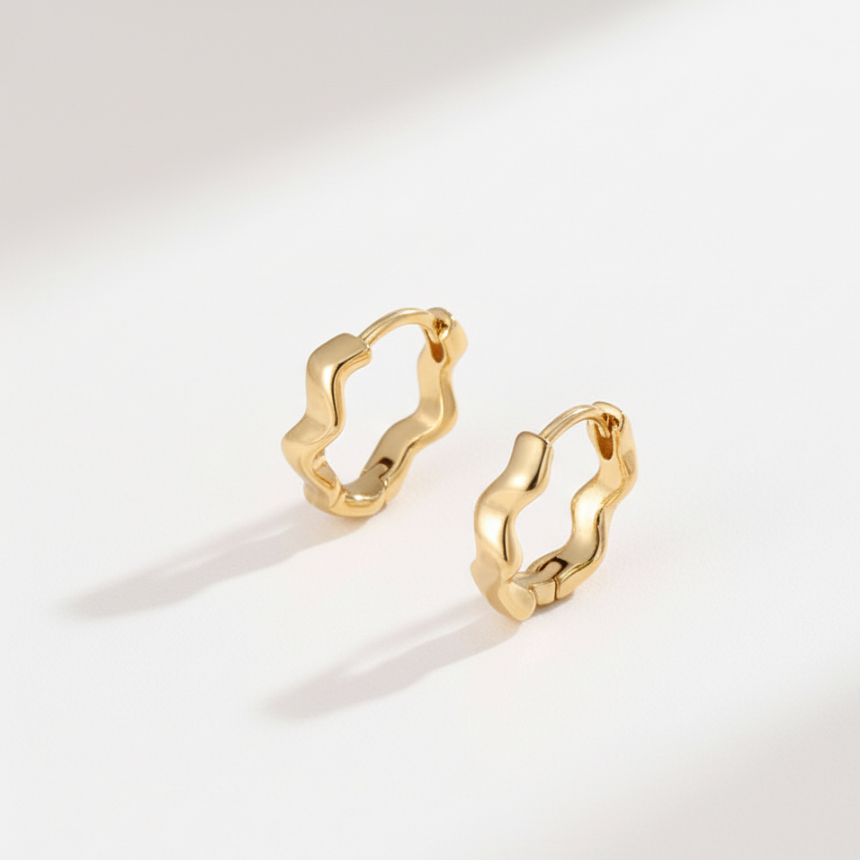 Goden Wave Hoop Earrings